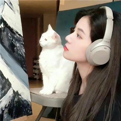 女主角